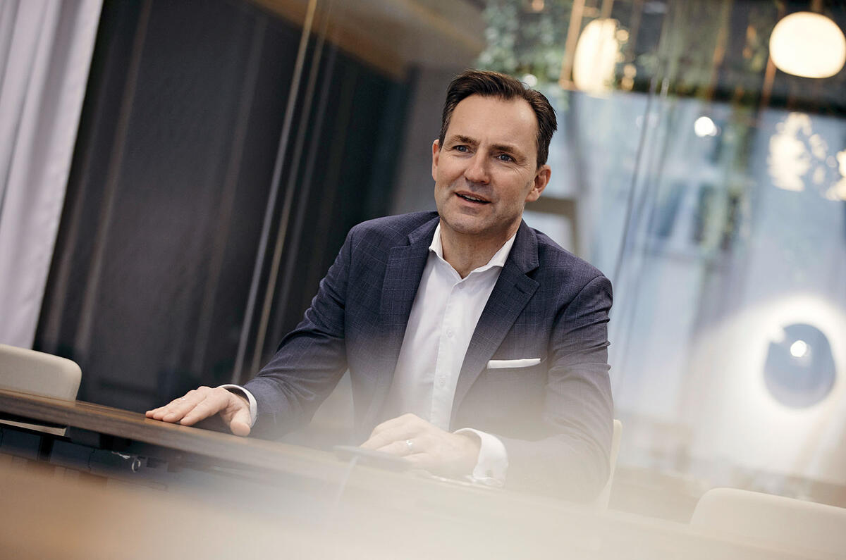 Thomas Schafer Thomas Schafer