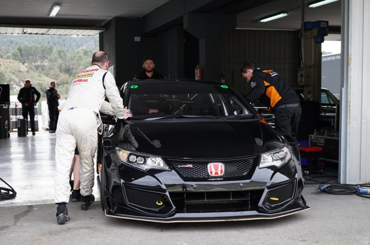2017 BTCC: testing out Honda's 360bhp Civic Type R
