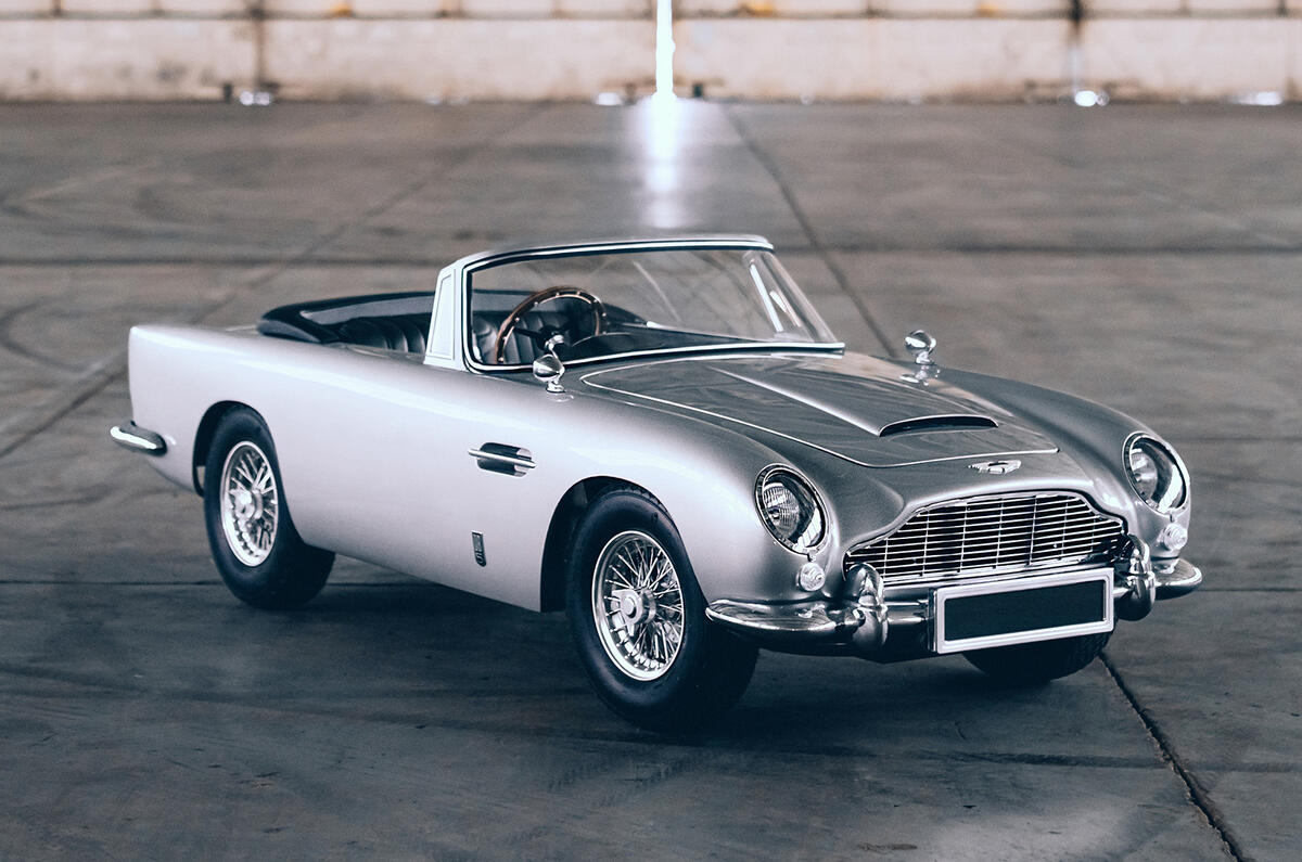 TLCC Aston Martin 007 Final Image 72 Re Edit