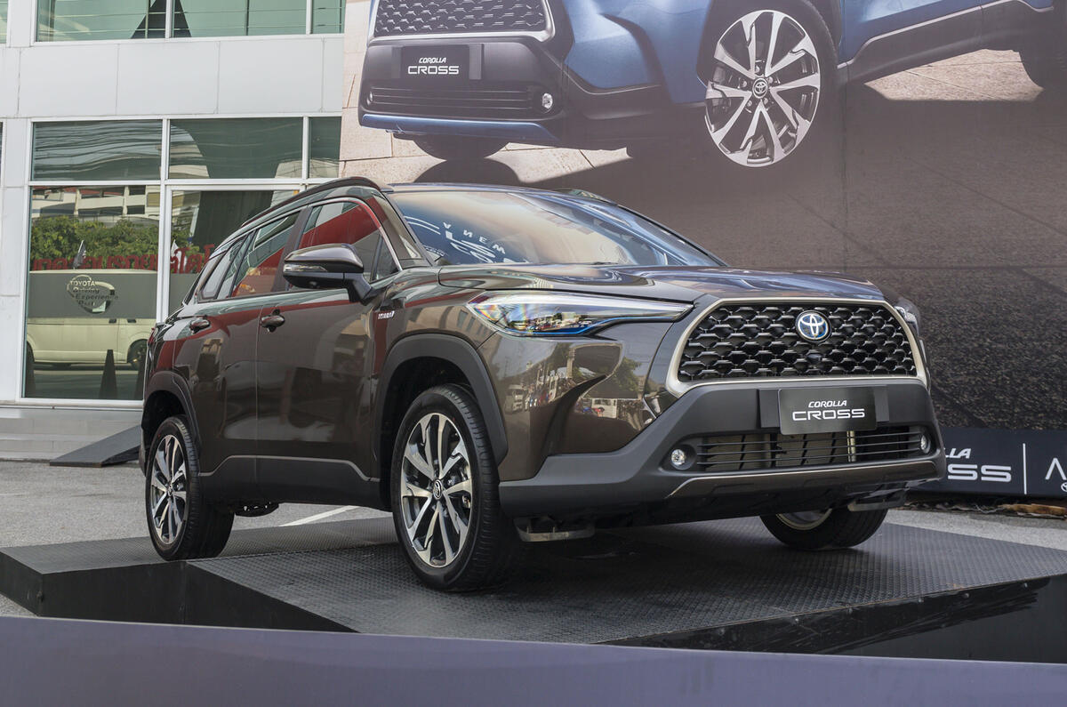 2020 Toyota Corolla Cross Thailand launch - front 2020 Toyota Corolla Cross Thailand launch - front