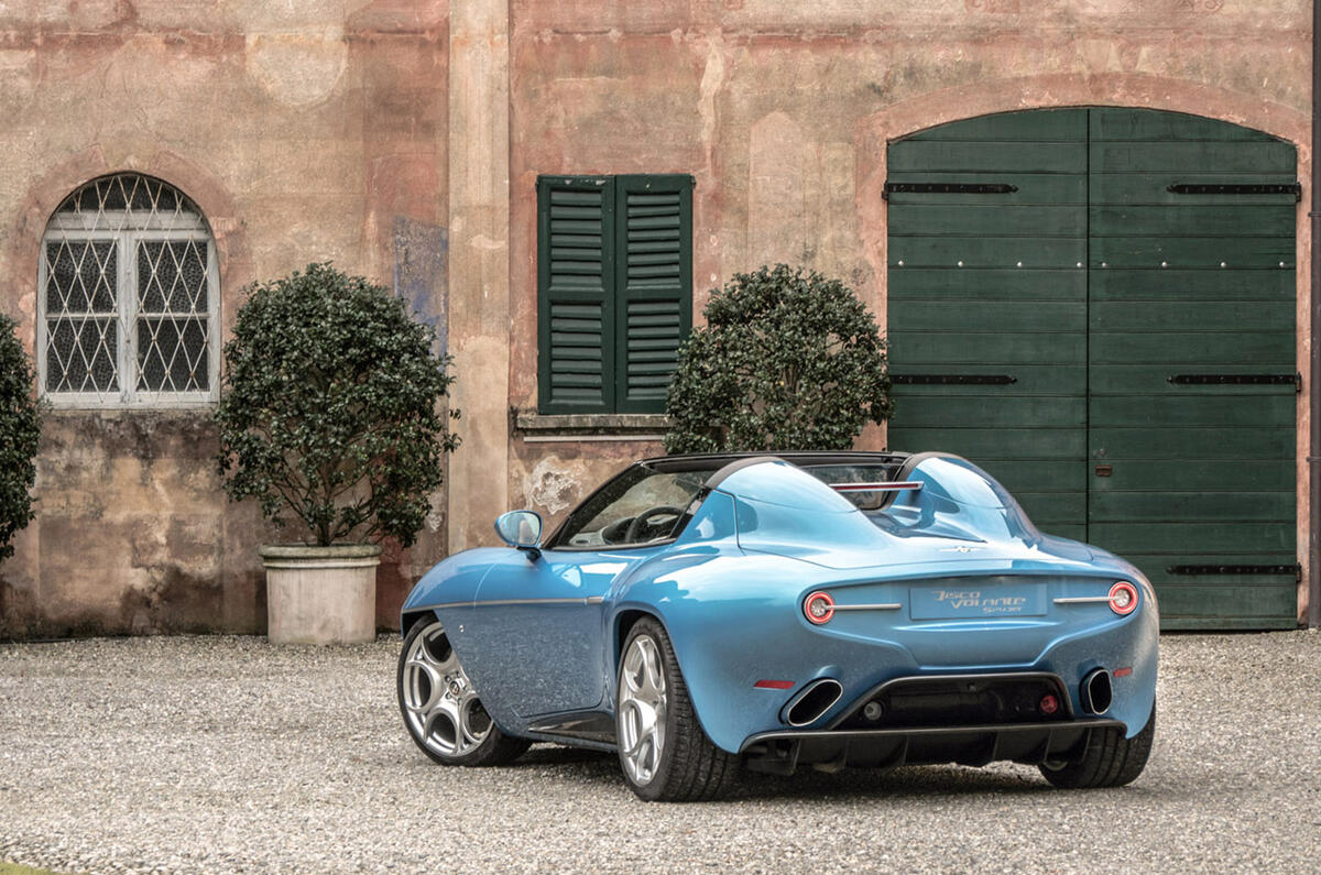 Touring Superleggera Disco Volante Spyder