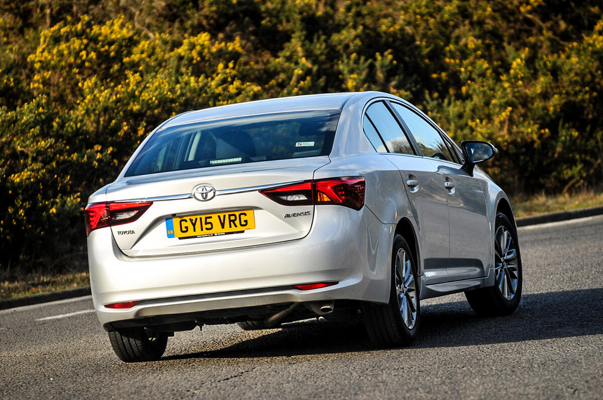 2016 Toyota Avensis 2.0 D4D Business Edition review