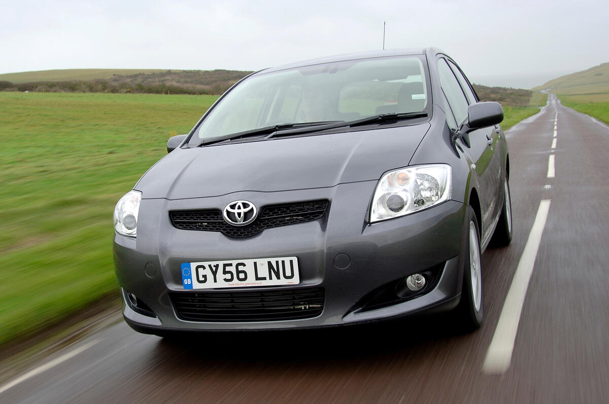 Toyota Auris target