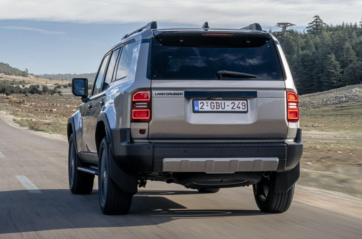 Toyota Land Cruiser hybrid 2025 rear quarter tracking