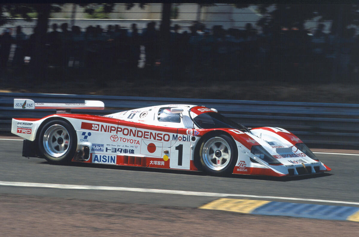 Toyota looks to quell Le Mans woes 