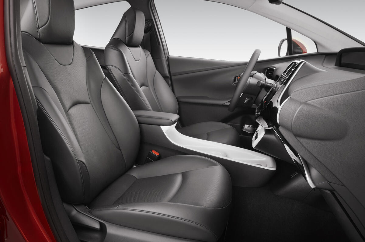 2016 Toyota Prius to cost from £23,295