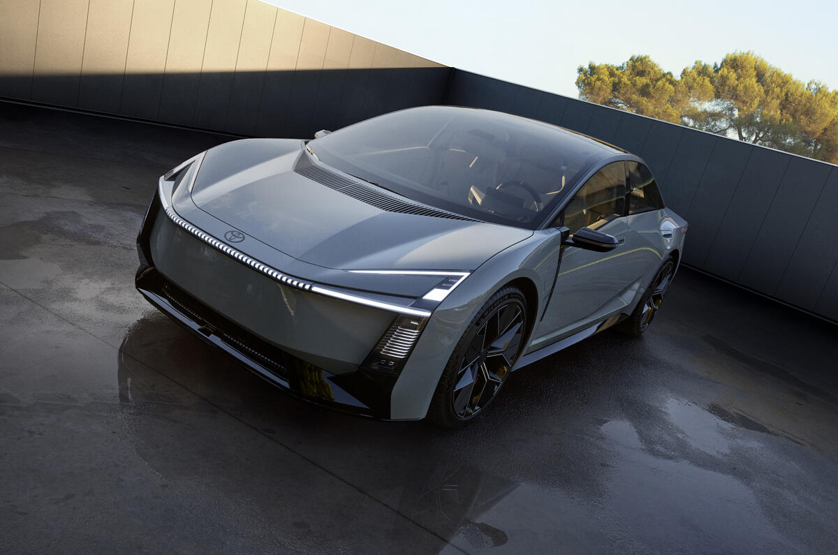 Toyota Corolla Concept 14