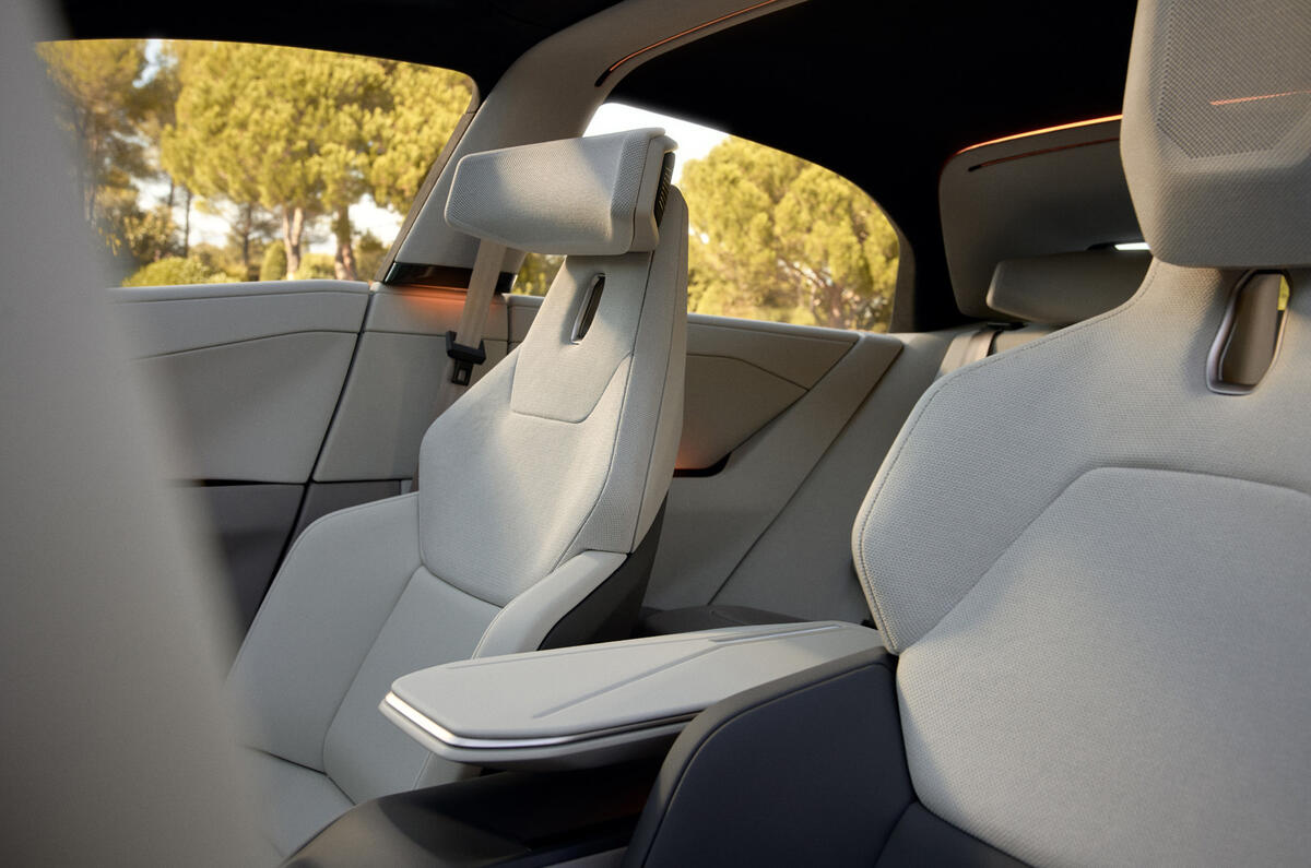 Toyota Corolla Concept 16