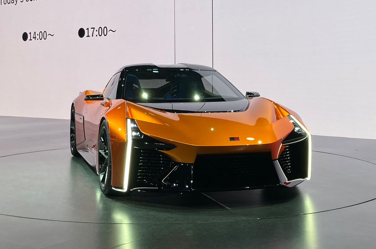 Toyota FT SE front 3 4