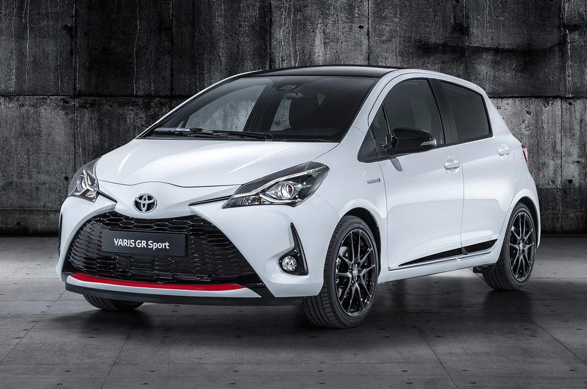 Toyota yaris grs002 v3