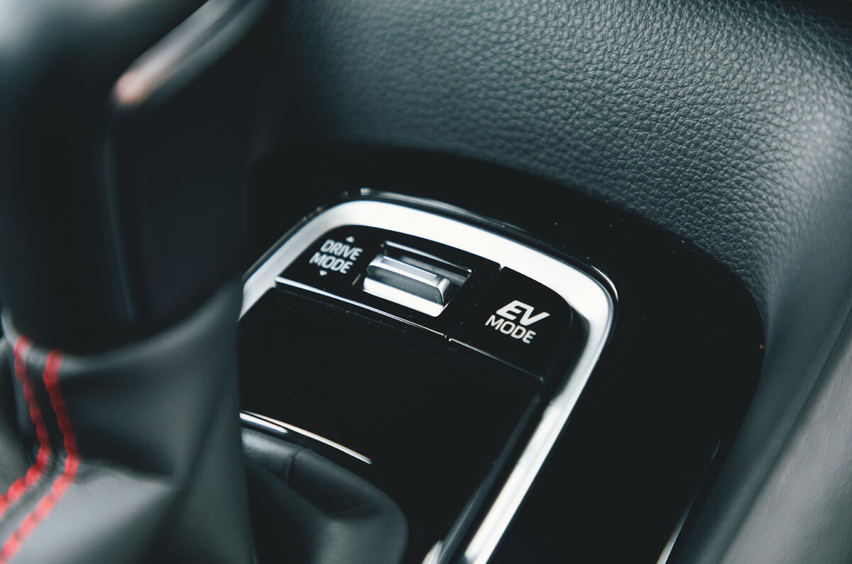 Britain's Best Car Awards 2020 - Toyota Corolla hybrid - gearstick