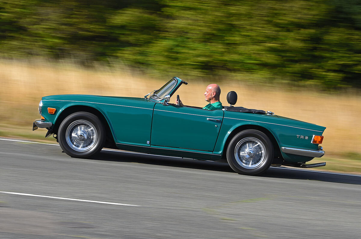 Triumph TR6 side Triumph TR6 side