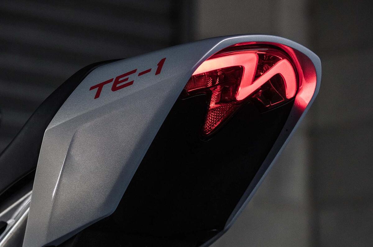 Triumph TE1 GE 1826 Triumph TE1 GE 1826