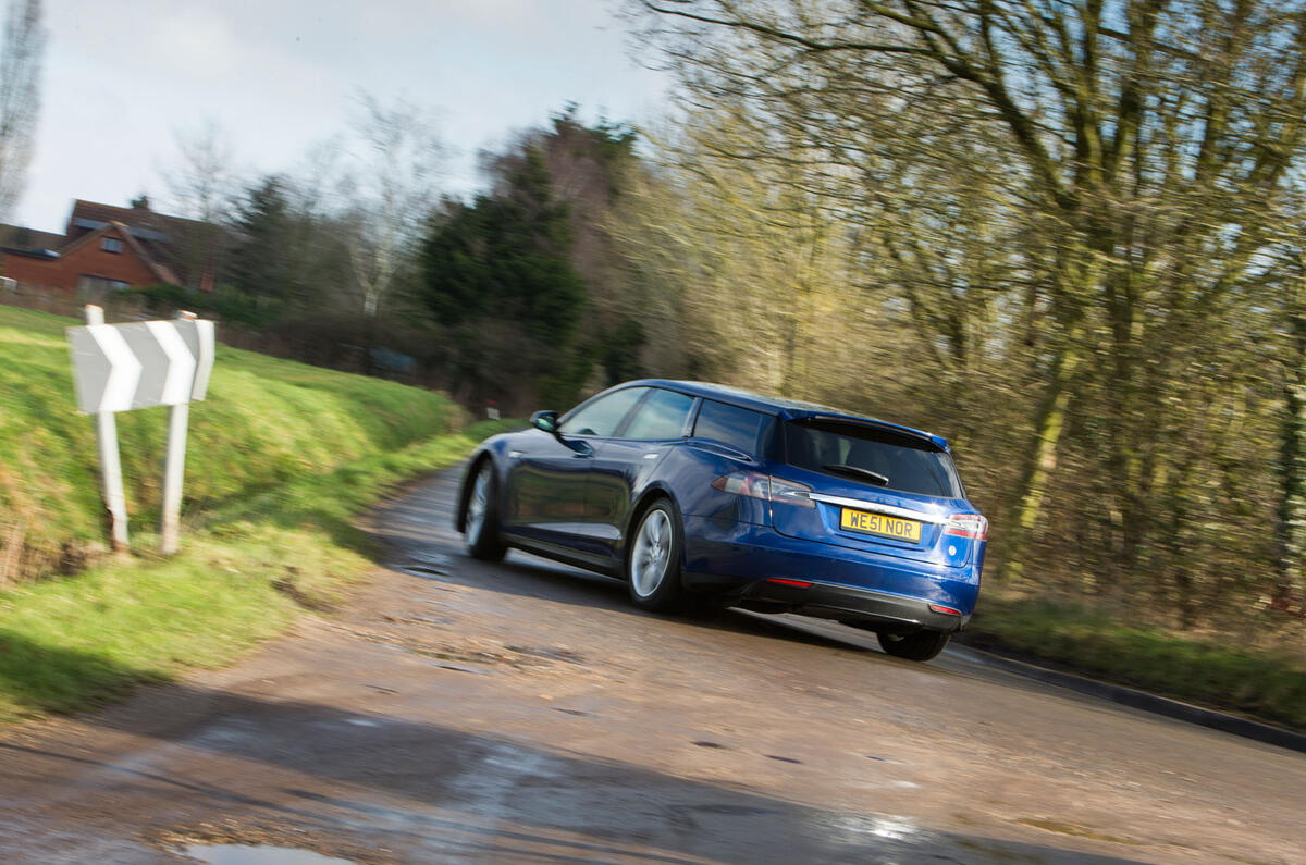 Tesla Model S Shooting Brake