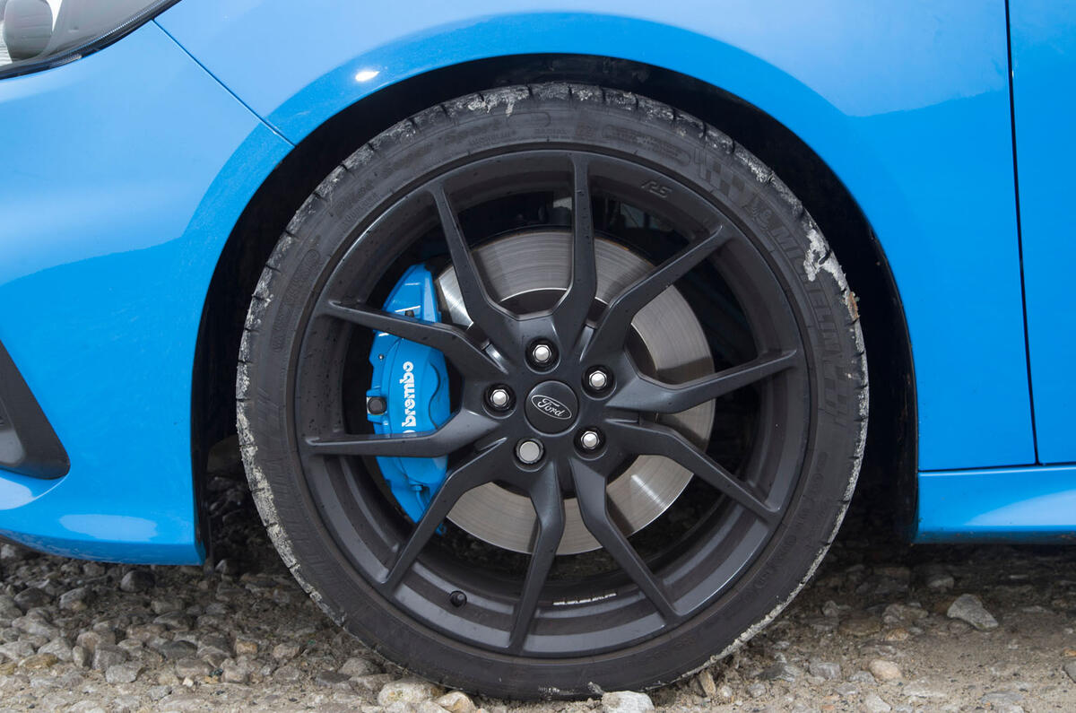 Audi TT RS vs Mercedes-AMG A45 vs Ford Focus RS - group test