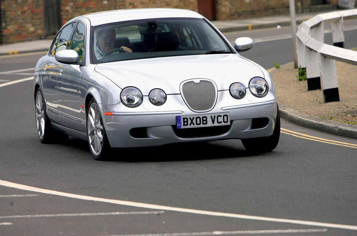 Jaguar S-Type R