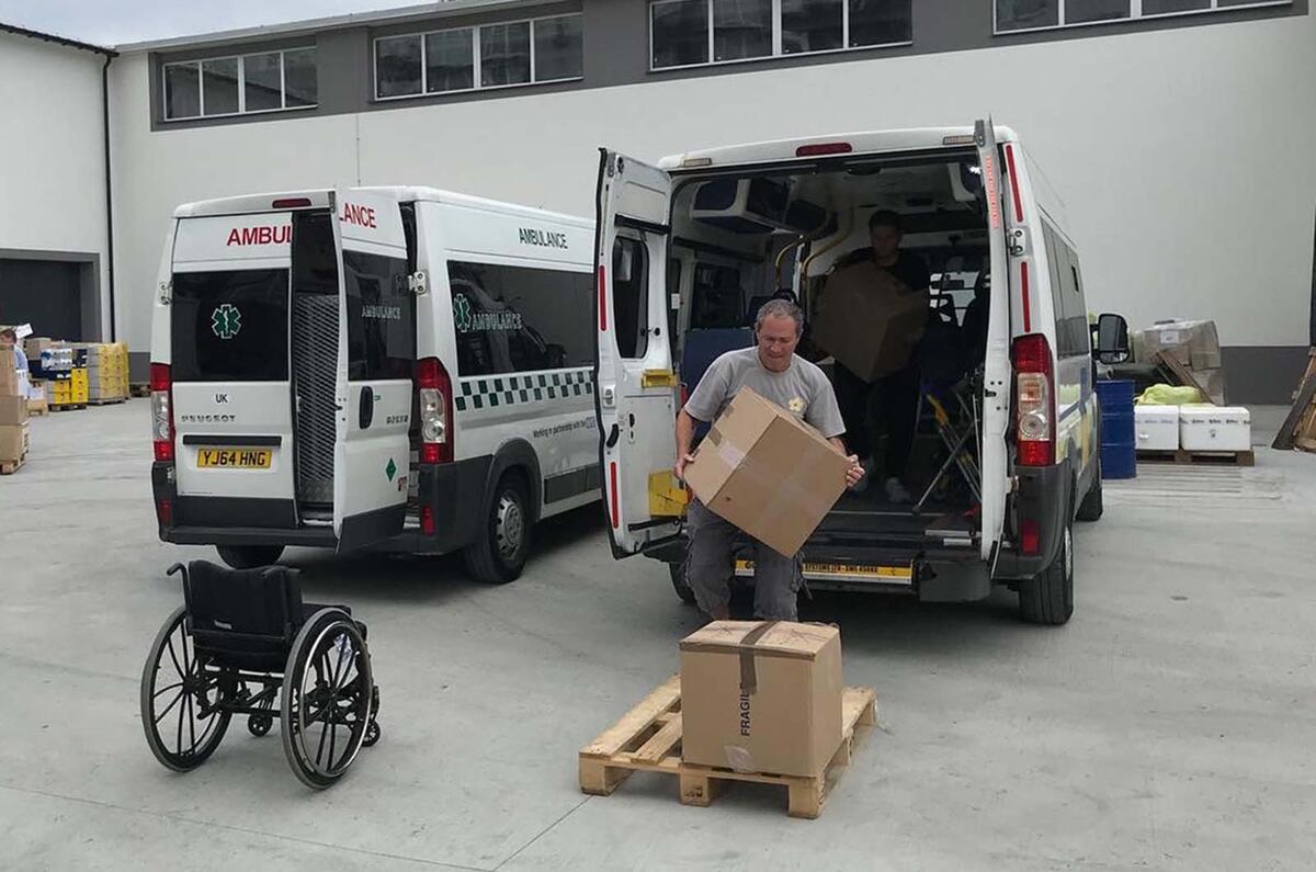 Ukraine ambulance feature volunteers Ukraine ambulance feature volunteers