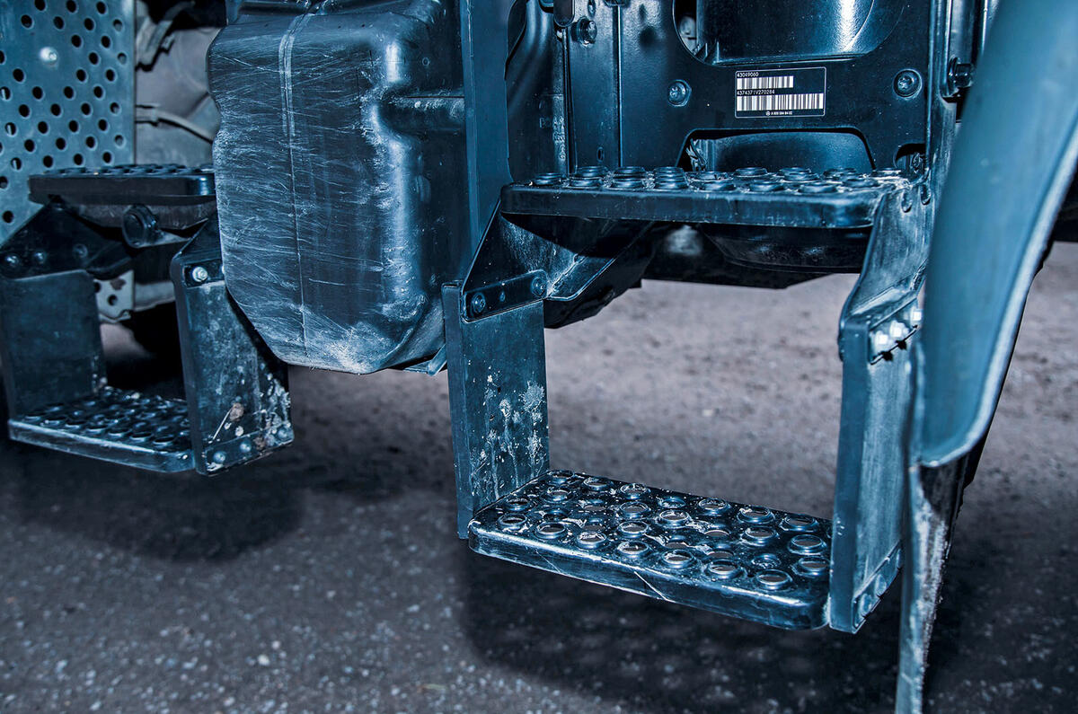Unimog steps Unimog steps