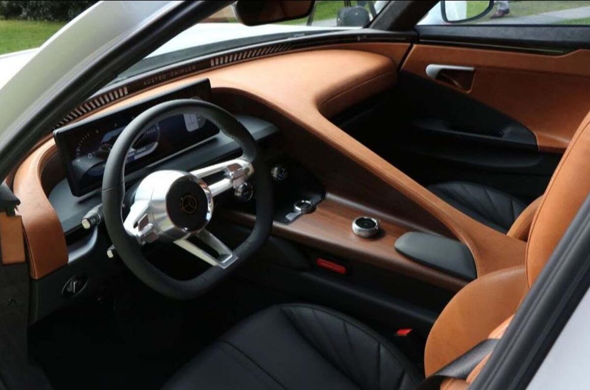 Austro-Daimler Bergmeister ADR 630 Shooting Grand - interior