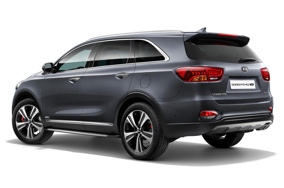 Kia Sorento SUV upgrades unveiled before Frankfurt reveal