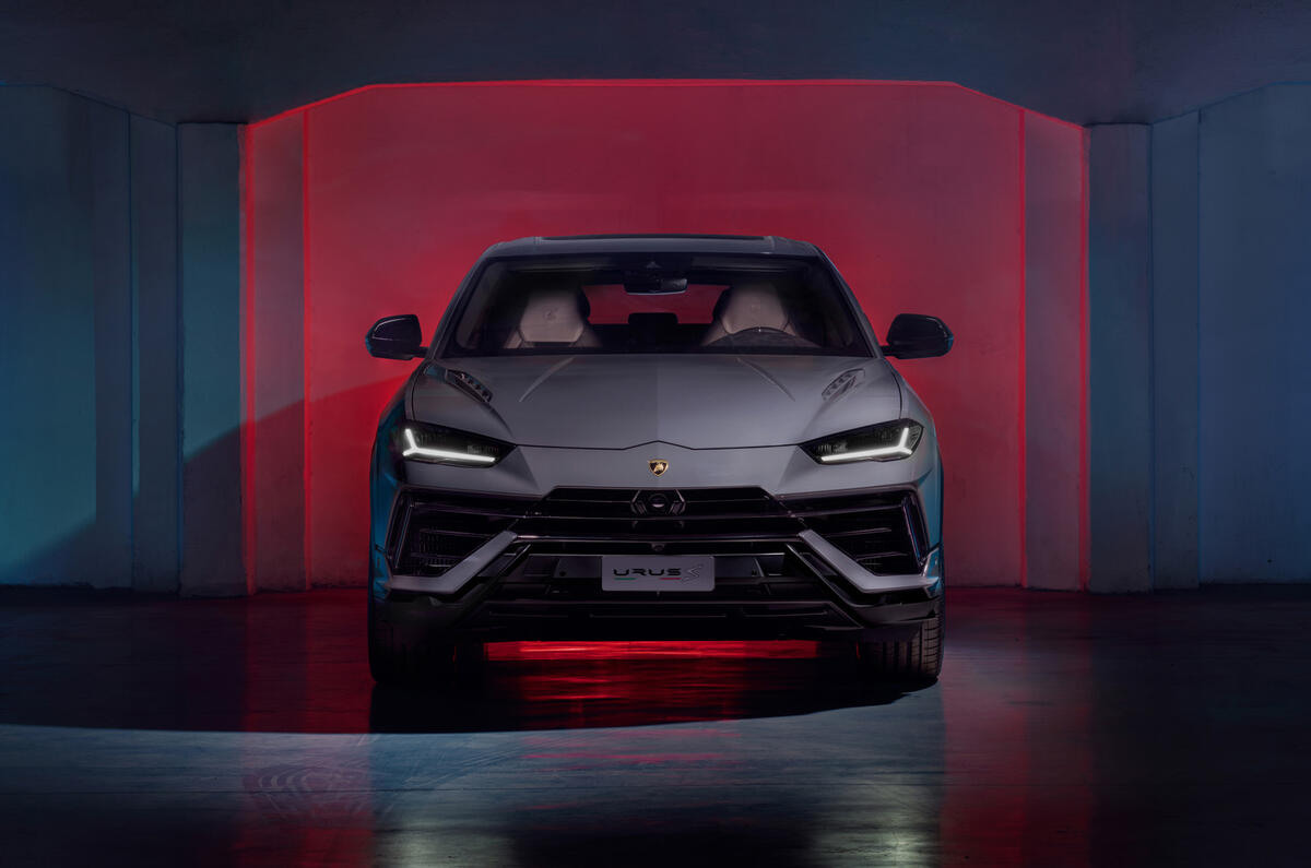 URUS S FRONT URUS S FRONT