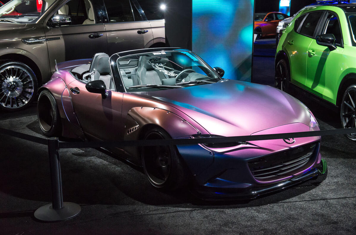 MAZDA MIATA MX-5 ROCKET BUNNY