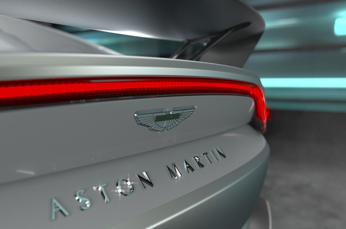 V12 Vantage 08 V12 Vantage 08