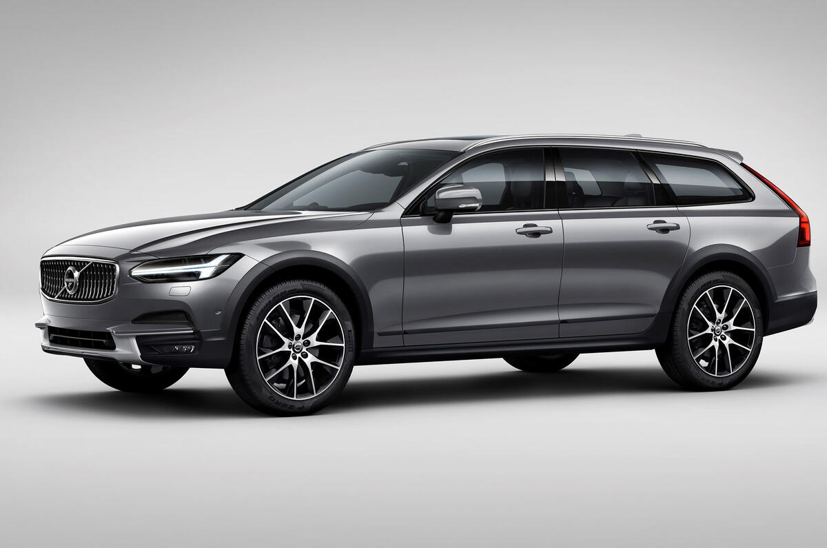 Volvo V90 Cross Country revealed in Sweden