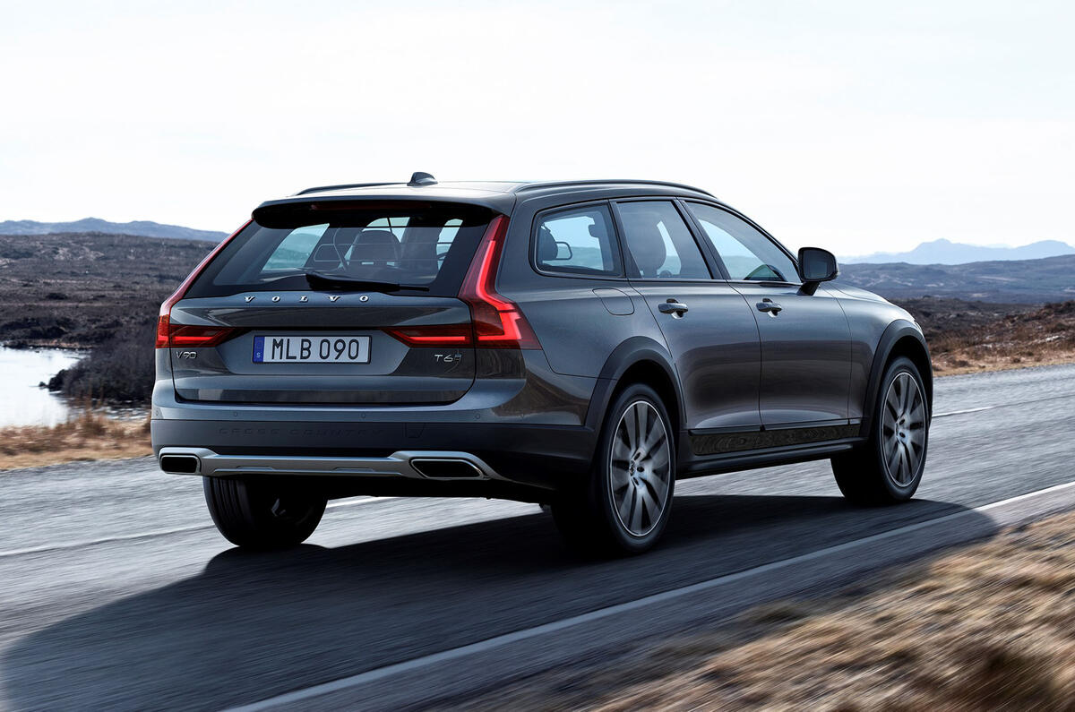 Volvo V90 Cross Country revealed in Sweden