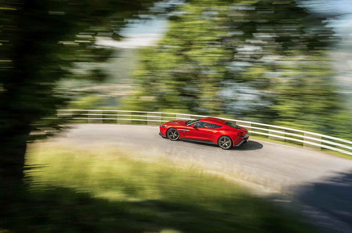 Aston Martin Vanquish Zagato Coupé
