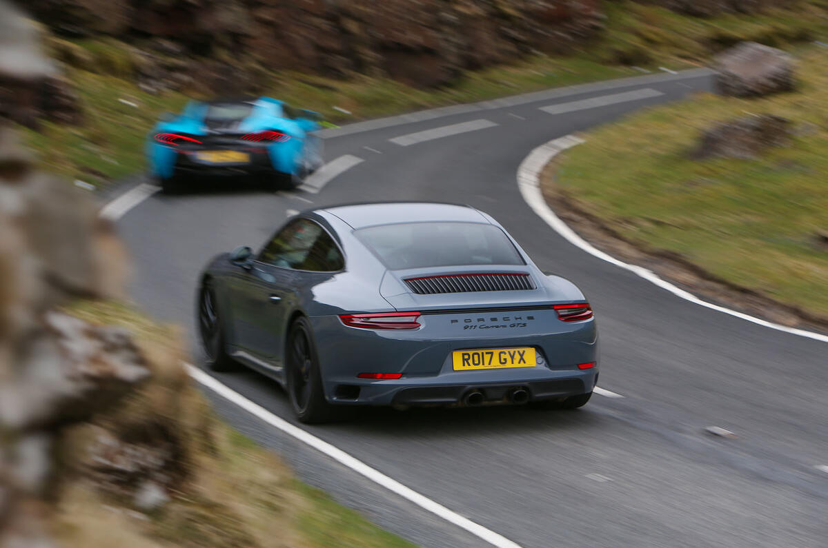Aston Martin Vantage vs Porsche 911 vs McLaren 540c