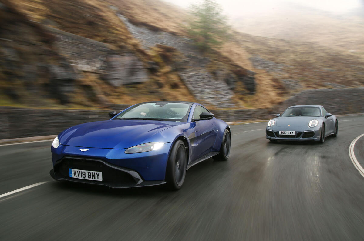 Aston Martin Vantage vs Porsche 911 vs McLaren 540c