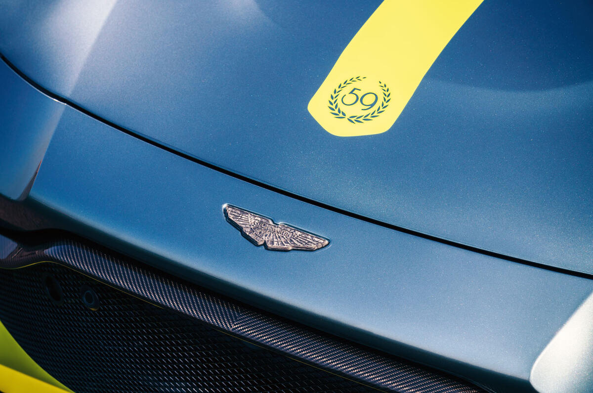 2019 Aston Martin Vantage AMR - bonnet detail