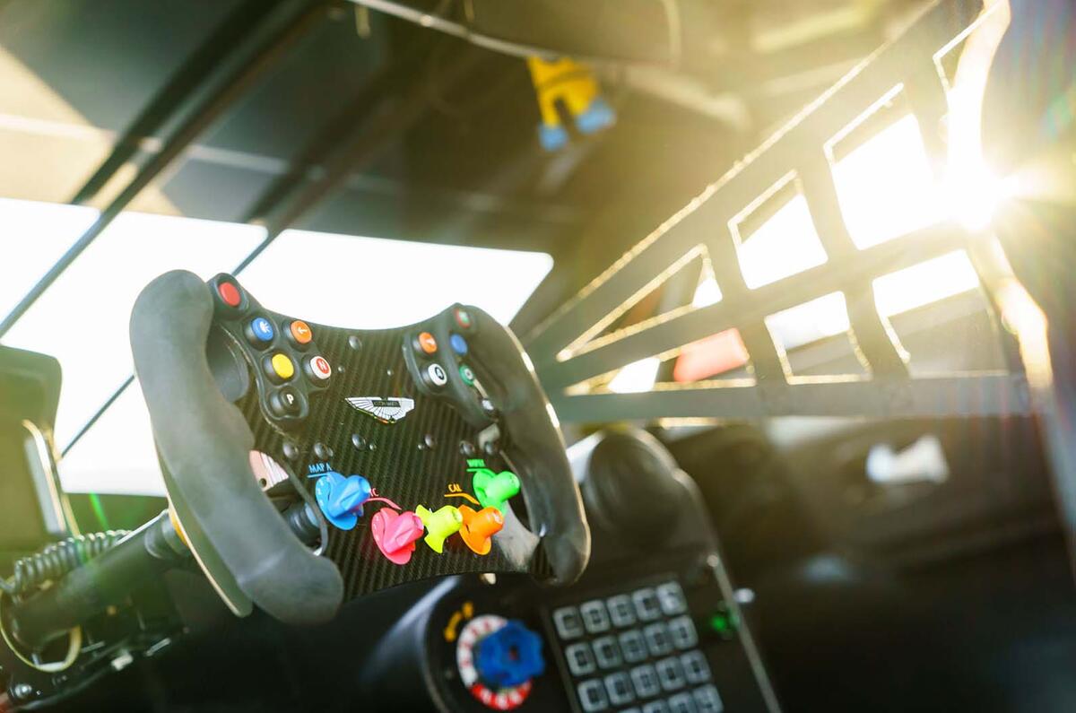 Aston Martin Vantage GTE