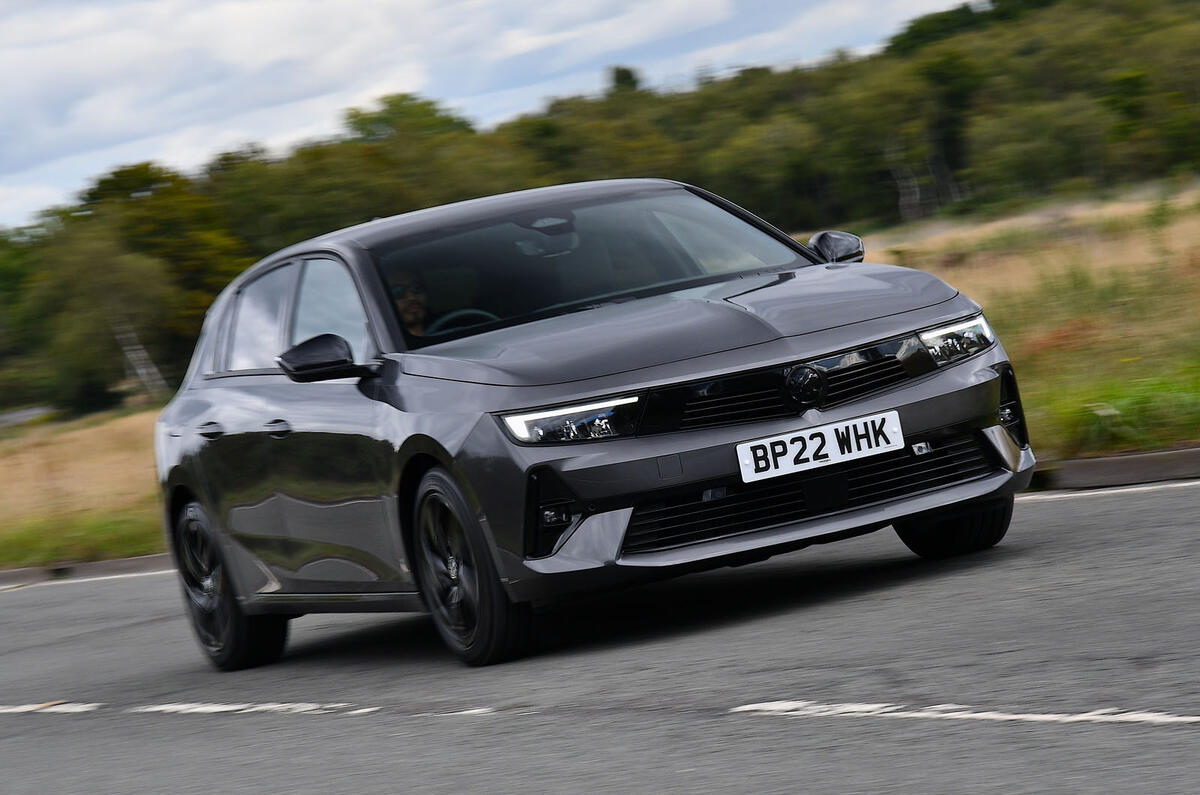 Vauxhall Astra 2022 front quarter tracking