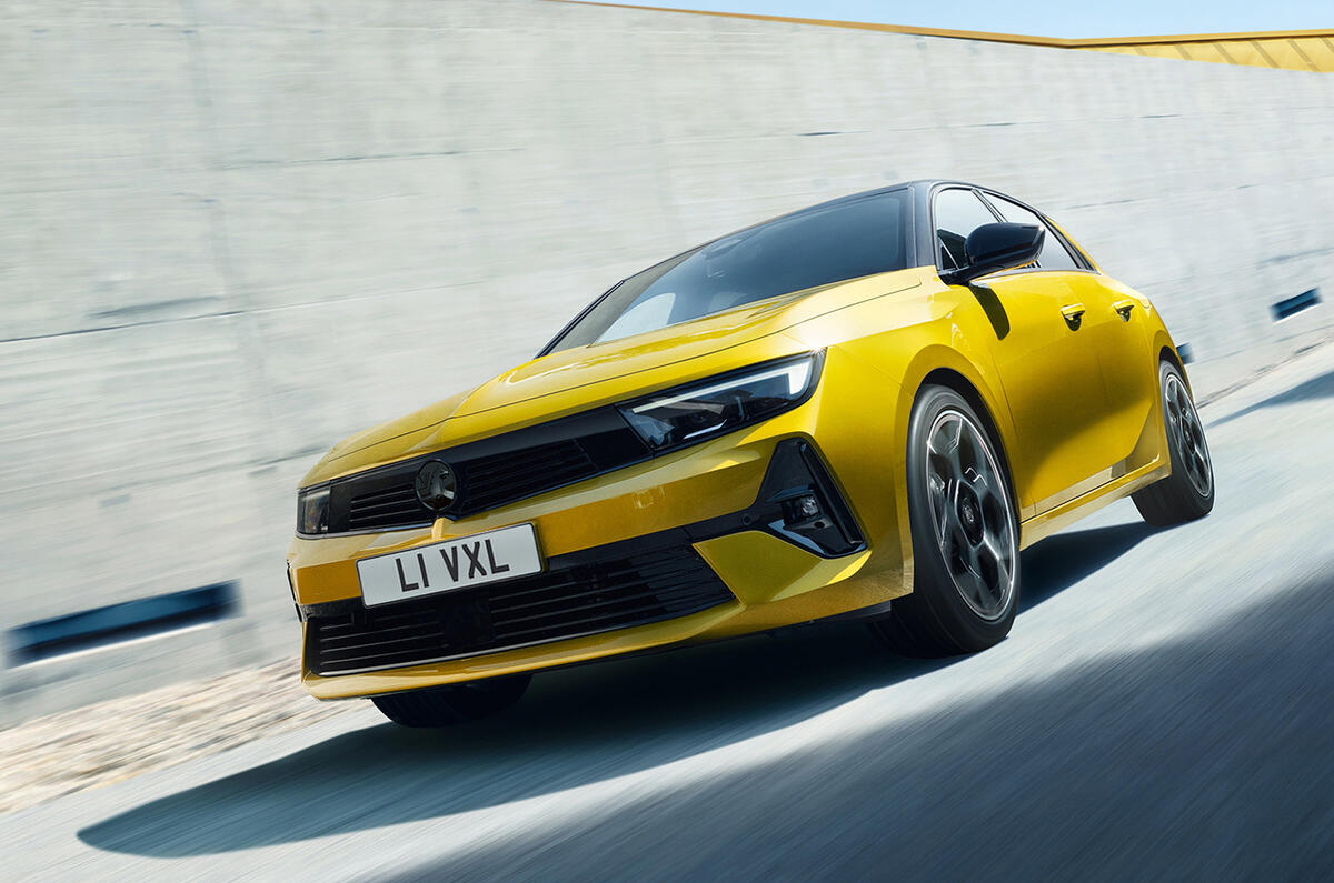 VAUXHALL ASTRA PHEV EXTERIOR VAUXHALL ASTRA PHEV EXTERIOR