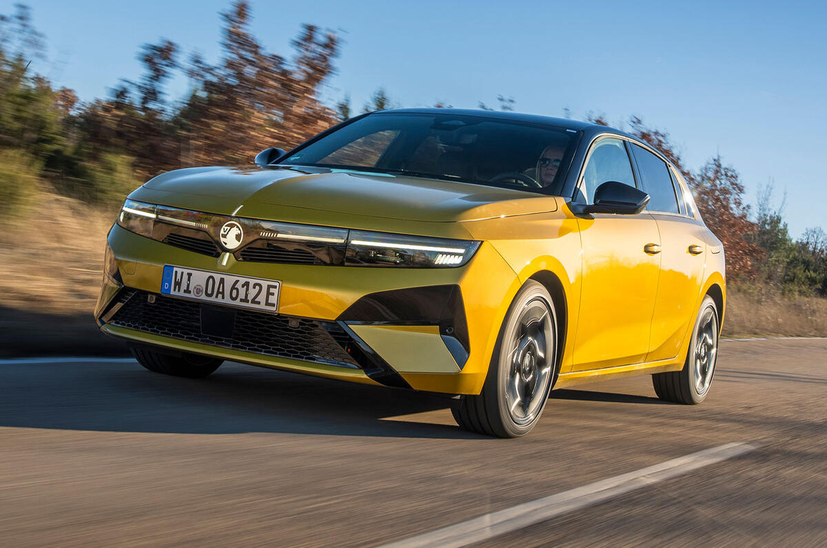 Vauxhall Astra review 2026 049