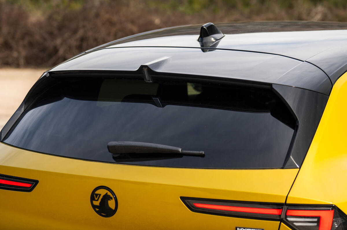 Vauxhall Astra review 2026 062