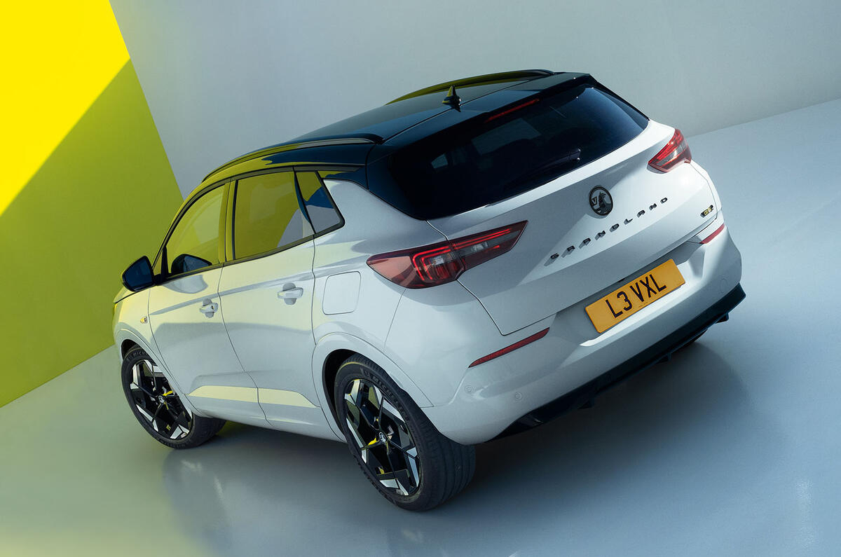 Vauxhall Grandland GSe rear Vauxhall Grandland GSe rear