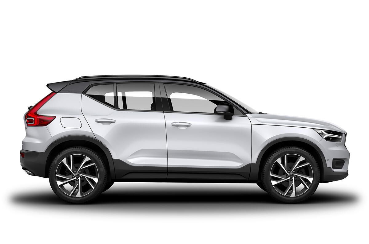 New Volvo XC40 side