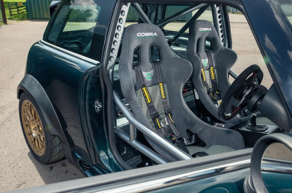 Vini the V8 Mini JPEGS 78 Vini the V8 Mini JPEGS 78