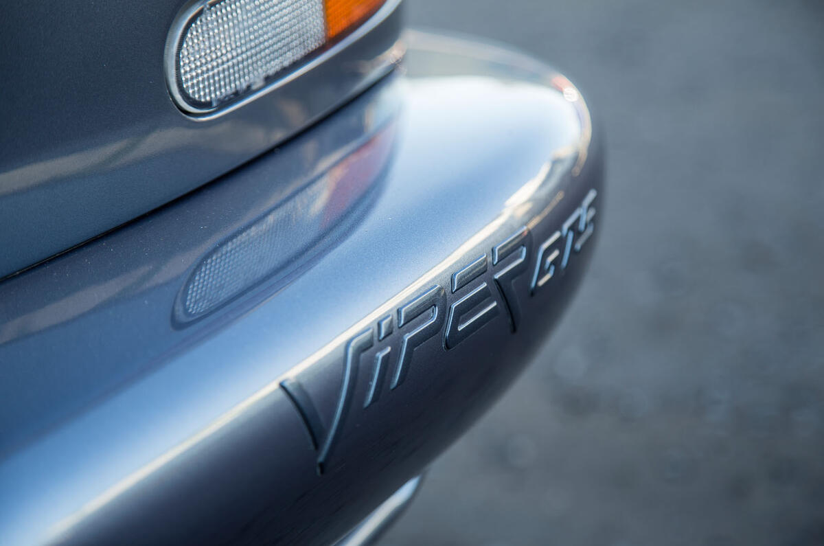 Dodge Viper GTS