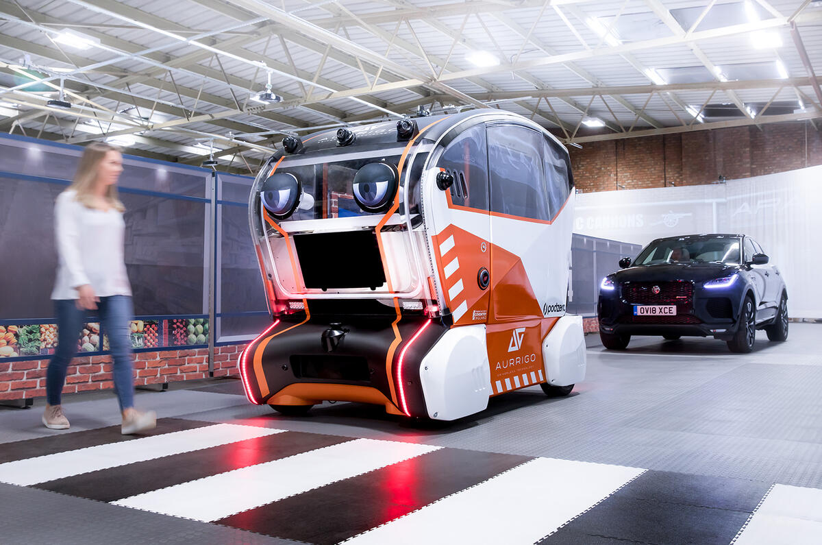 Jaguar Land Rover gives driverless pods eyes to signal road users