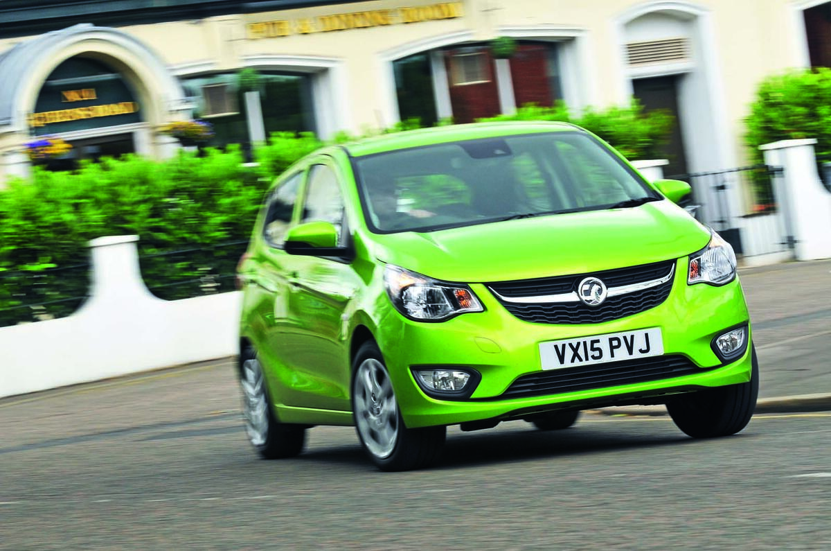 Vauxhall Viva cornering - front