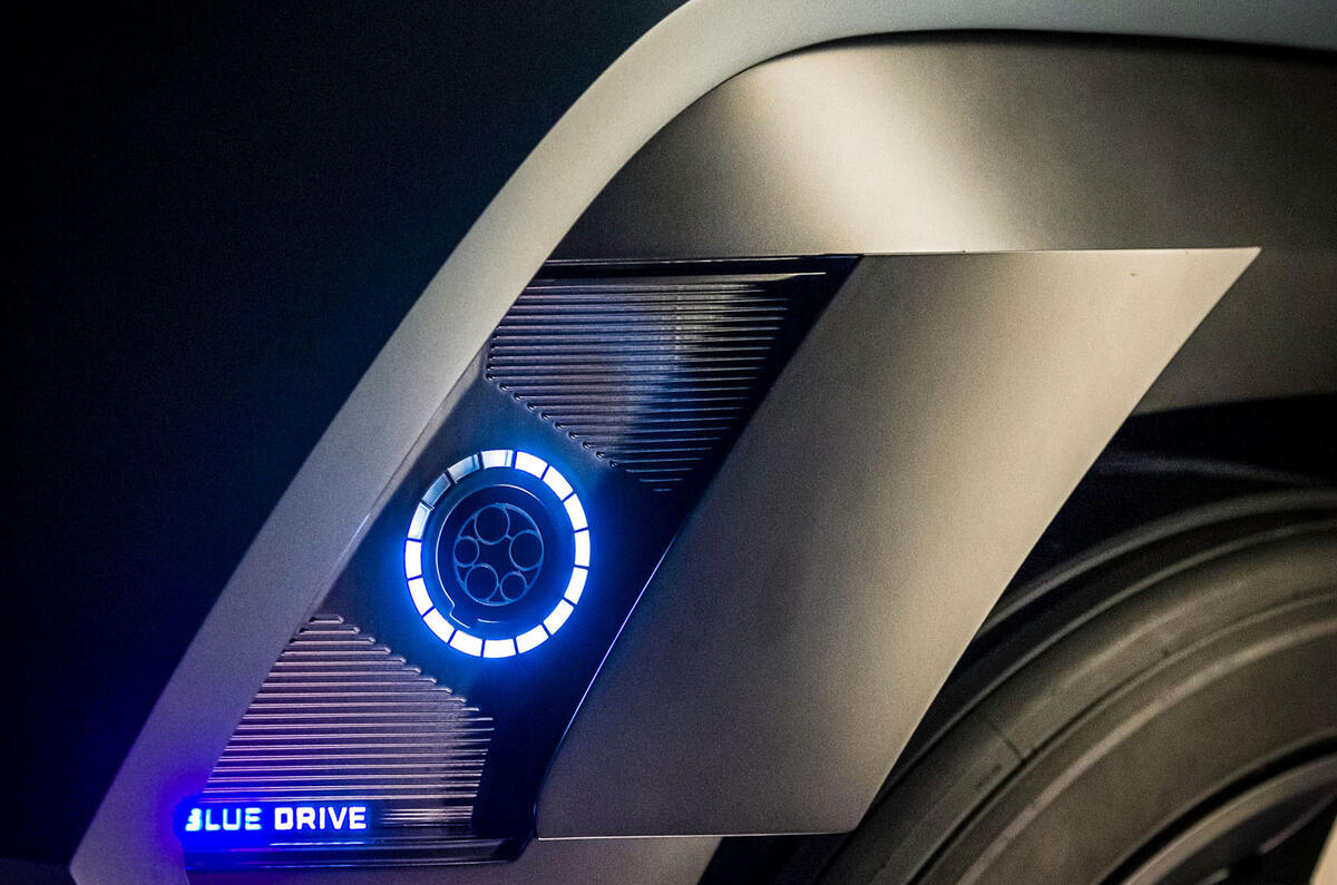 Hyundai Concept T Plug-In Hybrid
