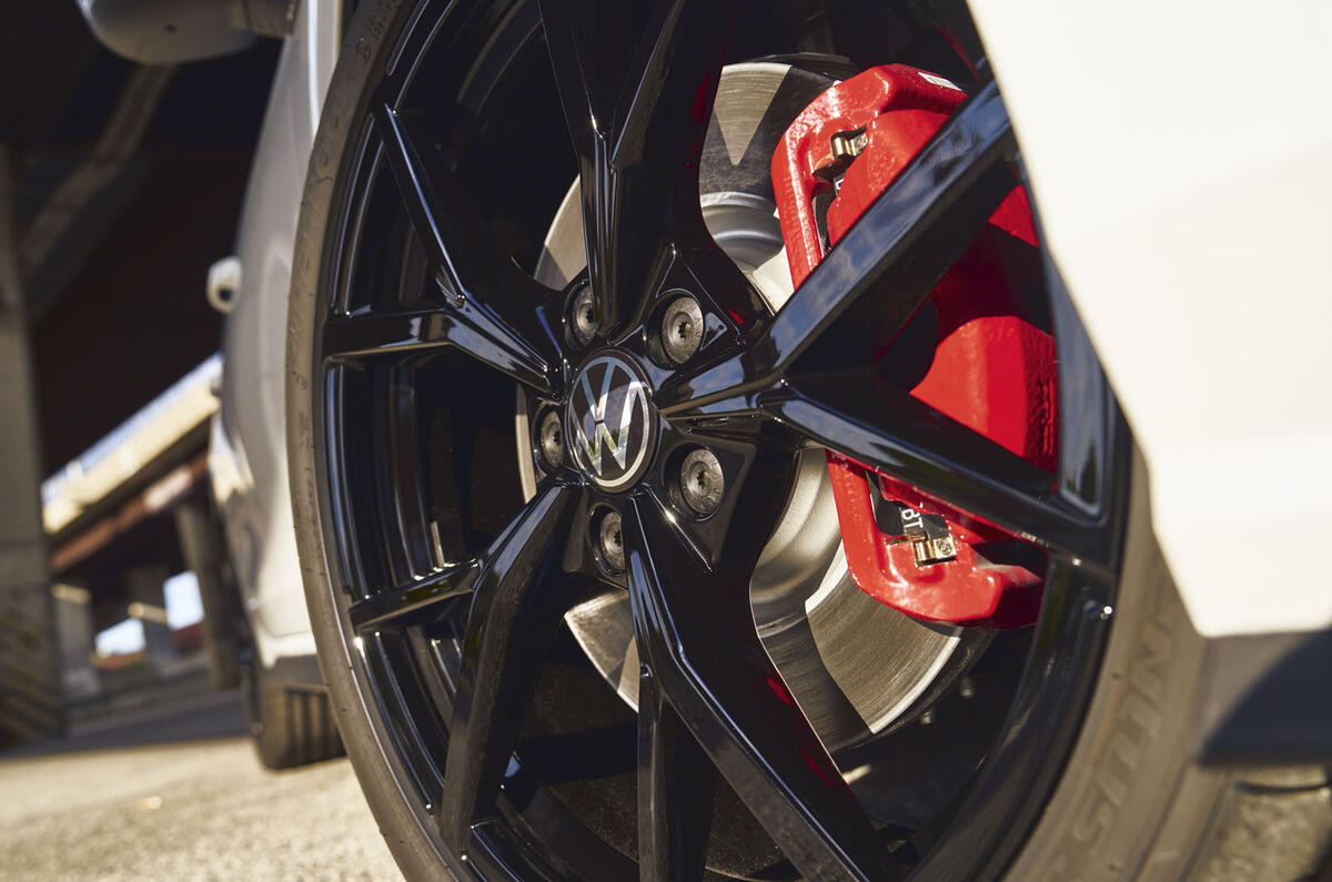 Volkswagen Golf GTI 380 official images wheel