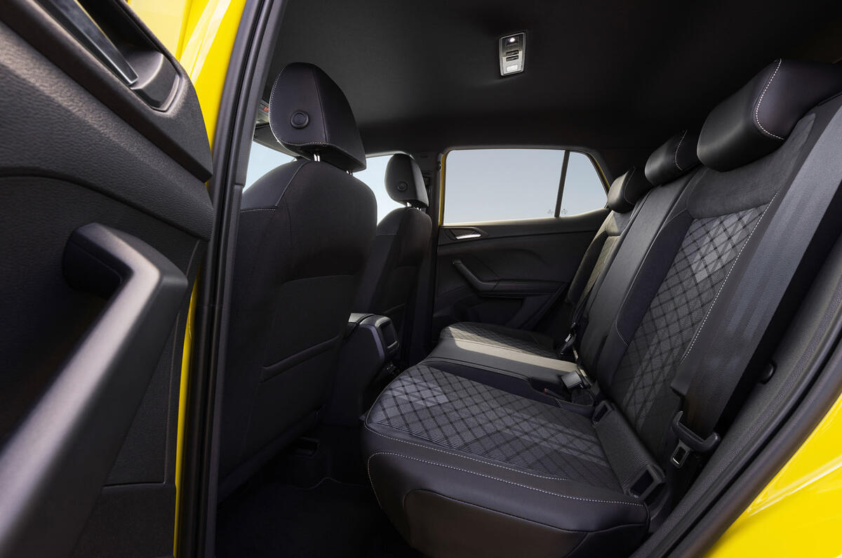 Volkswagen T Cross 2024 rear seats Volkswagen T Cross 2024 rear seats