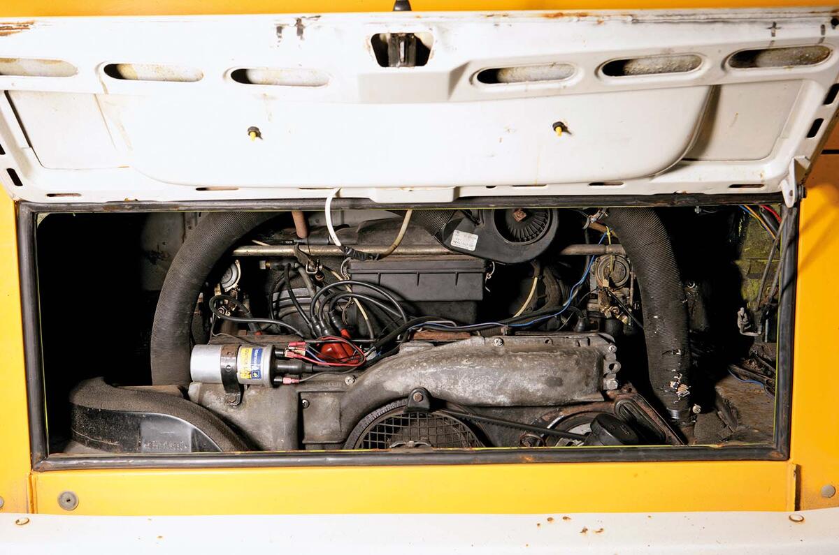 Volkswagen T2 engine Volkswagen T2 engine