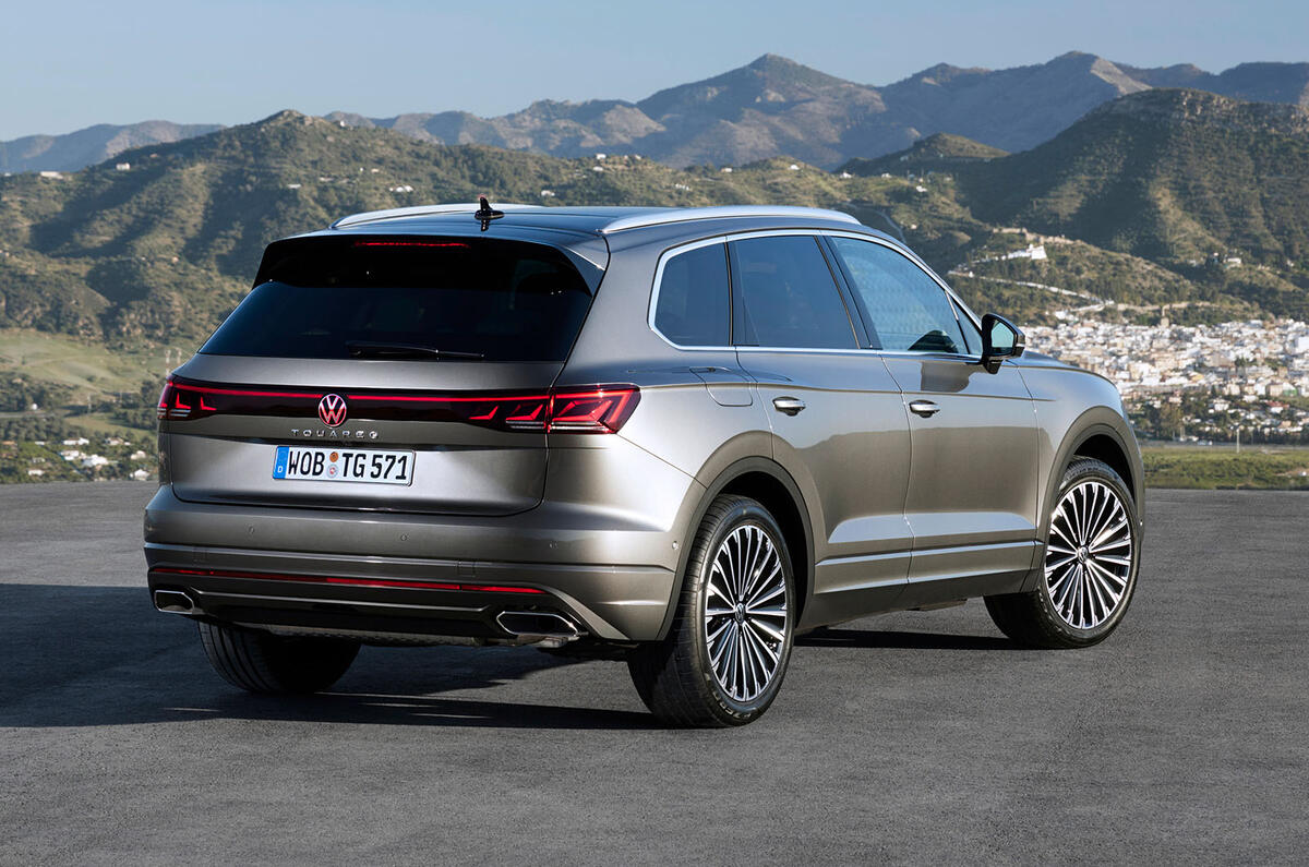 Volkswagen Touareg elegance rear three quarter static Volkswagen Touareg elegance rear three quarter static