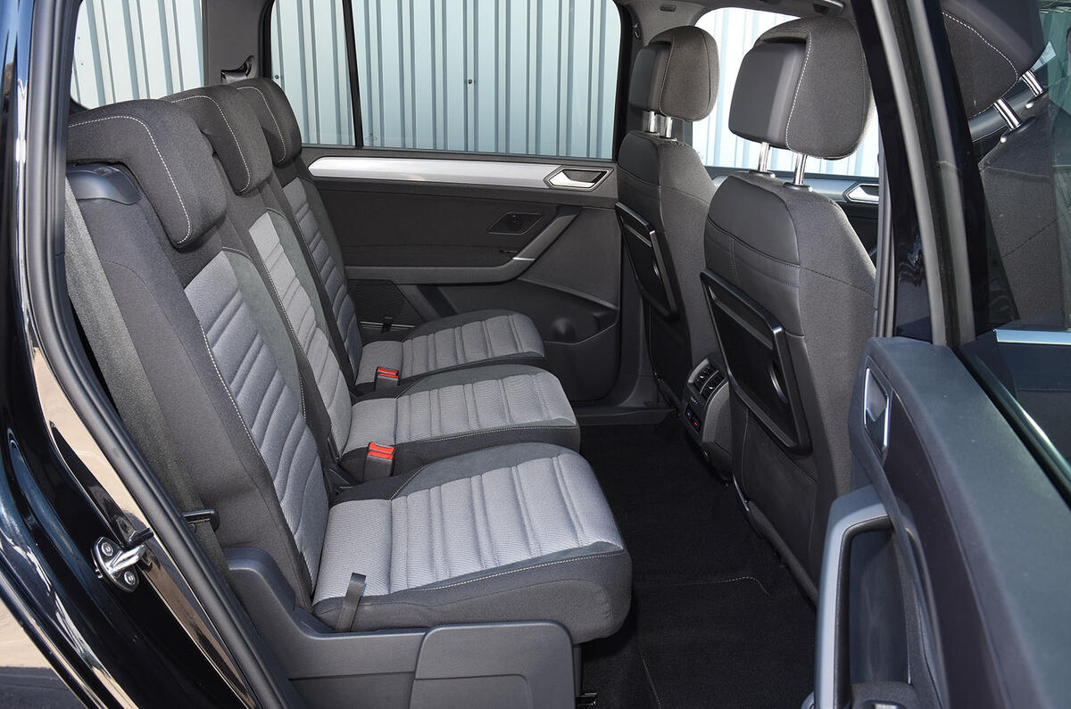 Volkswagen Touran rear seats Volkswagen Touran rear seats